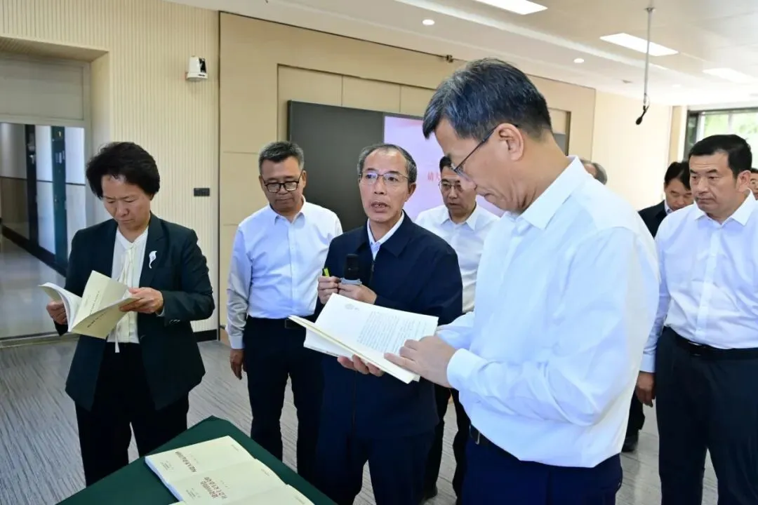 怀进鹏调研东北师范大学